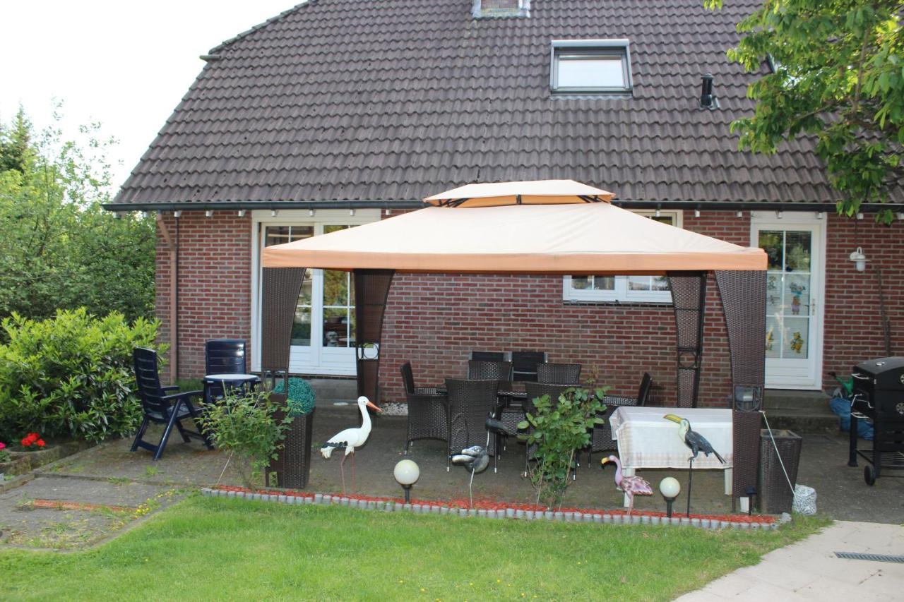 Chrissi Und Micha Apartment Remscheid Bagian luar foto